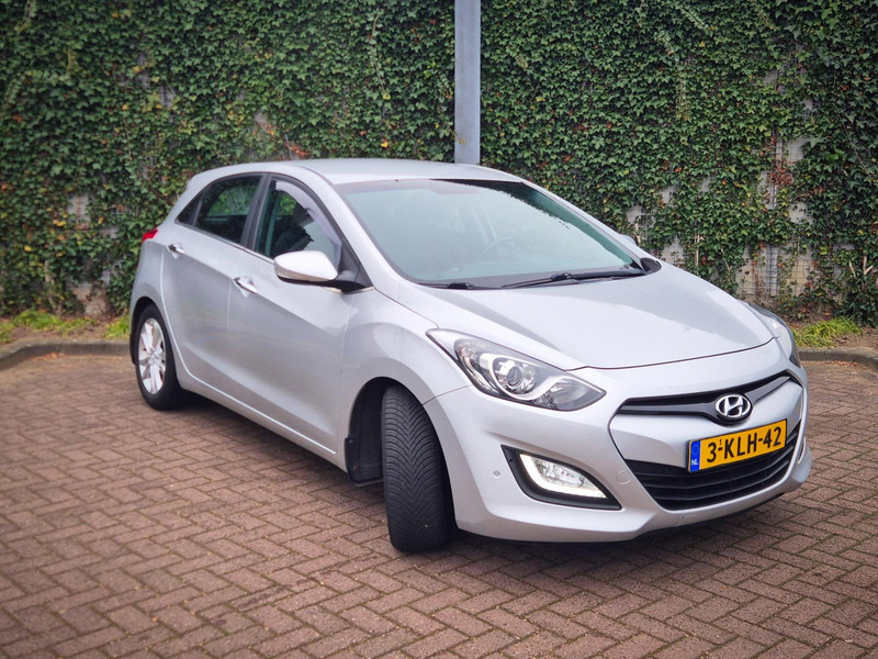 Hyundai i30 1.6 GDI i-Vision Automaat | Navi | Camera 49565062-0.jpg | Meierij Automotive